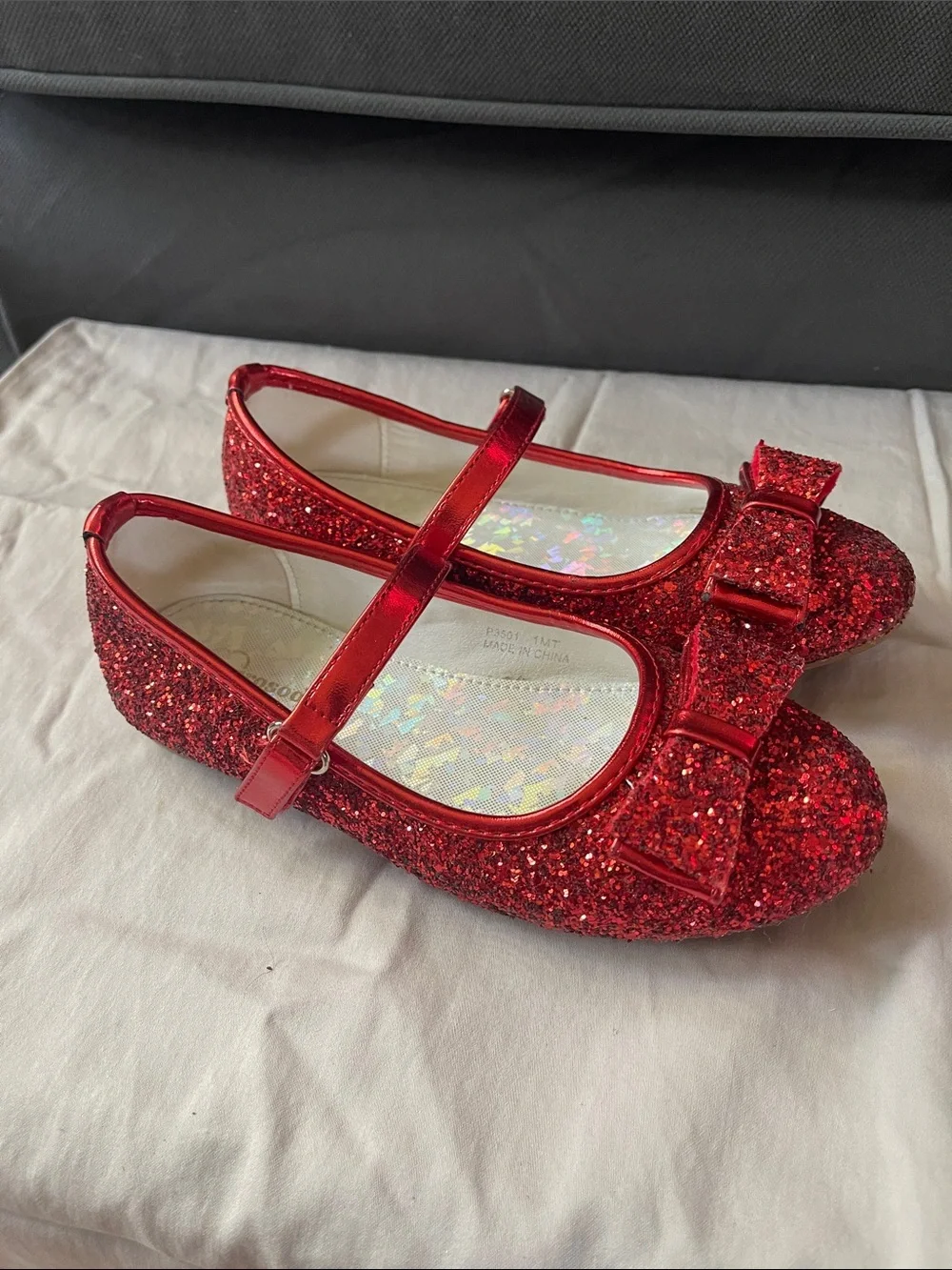 Parrosso Girls Red Glitter Mary Jane Dress Shoes with Bow size 1